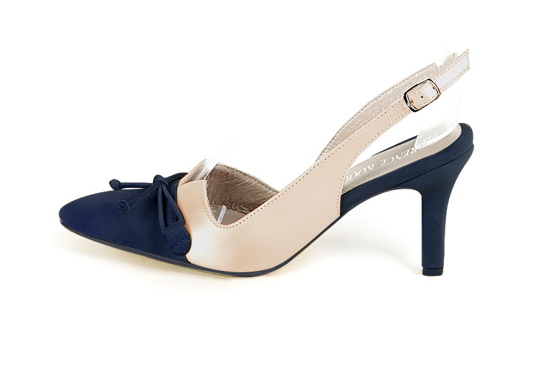Navy blue and gold women's open back shoes, with a knot. Tapered toe. High slim heel. Profile view - Florence KOOIJMAN